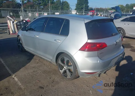 2015 Volkswagen Golf Gti 2.0T Se 4-Door z USA, uszkodzony, nr VIN 3VW4T7AU4FM009905